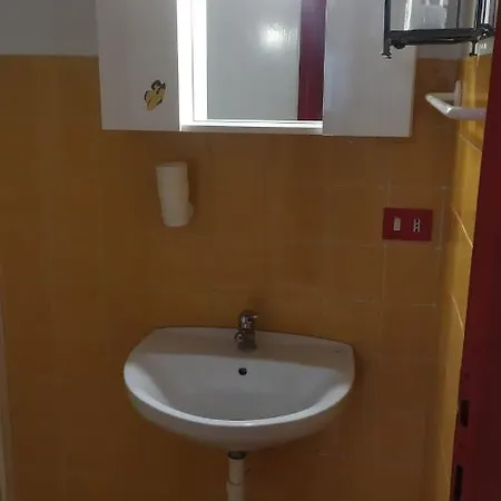 Piccolo Loft Zona Valentino Apartment *