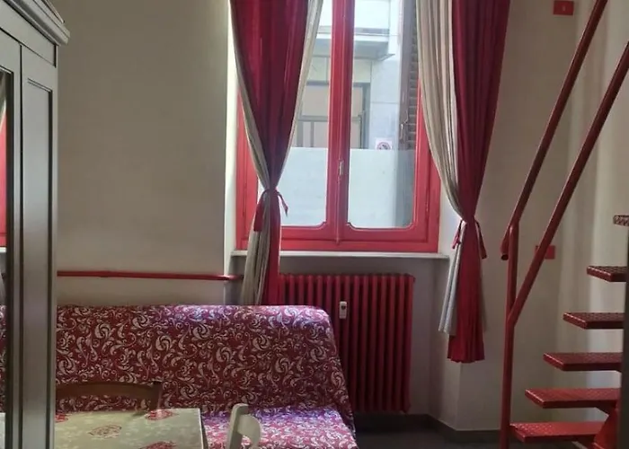 Piccolo Loft Zona Valentino Турин